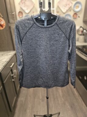 Women’s Long Sleeve Performance Tee - Heather Gray